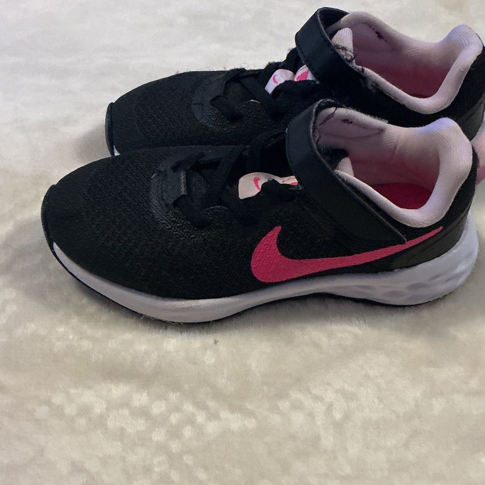 Nike Little Kids Revolution 7 - Picture 2 of 8